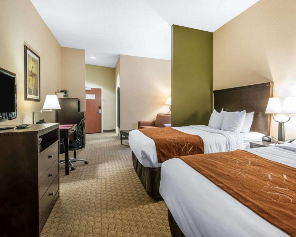 Room image 4